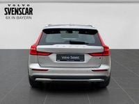 Gebraucht Volvo V60 CC Plus 197 PS (144 kW) 2023 735) (silber Kombi