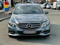Gebraucht Mercedes E220 170 PS (125 kW) 2016 Grau Limousine