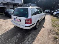 Gebraucht VW Passat 101 PS (74 kW) 2004 Weiß Kombi
