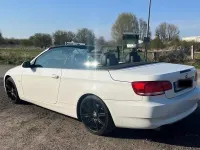 Gebraucht BMW 325 217 PS (159 kW) 2009 Weiß Cabrio
