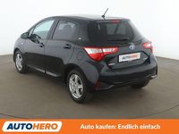 Gebraucht Toyota Yaris Hybrid Team 101 PS (74 kW) 2021 Schwarz Kleinwagen