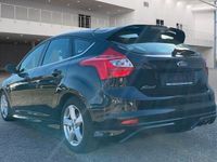 Gebraucht Ford Focus Titanium 140 PS (102 kW) 2013 Schwarz Limousine
