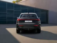 Neu Audi Q5 Sportback Sport 367 PS (269 kW) 2026 Schwarz SUV
