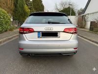 Gebraucht Audi A3 116 PS (85 kW) 2020 Grau Limousine