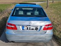 gebraucht Mercedes E250 BlueEFFICIENCY AVANTGARDE wenig Km