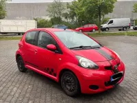 Second-hand Toyota Aygo 68 CP (50 kW) 2009 Roșu Hatchback