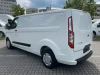 Gebraucht Ford Transit Custom 105 PS (77 kW) 2021 Weiß Van / Kleinbus