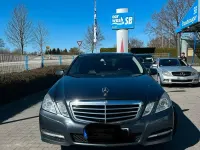 Gebraucht Mercedes E200 Avantgarde 136 PS (100 kW) 2012 Andere farben Limousine