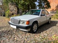 Gebraucht Mercedes 190 1992 Weiß Limousine