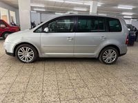 Gebraucht VW Touran Highline 140 PS (102 kW) 2005 Silber Van / Kleinbus