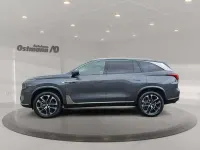 Neu MG MGS9 Comfort 299 PS (219 kW) 2026 Grau SUV