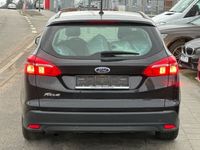 gebraucht Ford Focus 1,5TDCi Business TOP Zustand TÜV Neu 1Hand