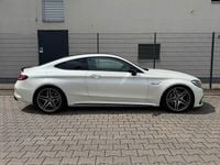 Gebraucht Mercedes C63 AMG AMG 476 PS (350 kW) 2018 Diamantweiss  metalliclack Coupé