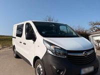 Gebraucht Opel Vivaro 120 PS (88 kW) 2017 Weiß Van / Kleinbus