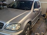 Gebraucht Mercedes ML270 2001 Silber SUV