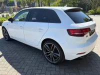 Używany Audi A3 Sport 116 KM (85 kW) 2017 Biały Sedan/Limuzyna