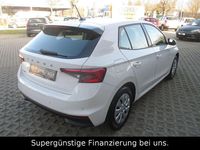 Gebraucht Skoda Fabia Active 95 PS (69 kW) 2022 Weiß Kleinwagen