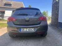 Gebraucht Opel Astra Edition 140 PS (102 kW) 2011 Limousine
