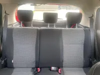 Gebraucht Toyota Yaris Comfort 73 PS (53 kW) 2015 Rot Kleinwagen