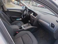 Gebraucht Audi A4 Attraction 143 PS (105 kW) 2011 Silber Limousine