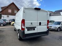 Gebraucht Peugeot Boxer 131 PS (96 kW) 2017 Weiß Van