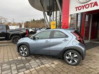 Neu Toyota Aygo X Active 116 PS (85 kW) 2026 Grau SUV