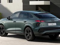 Neu Audi Q3 Sportback S-Line 204 PS (150 kW) 2025 Salbeigrün metallic SUV