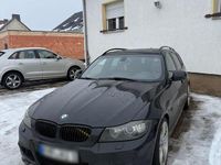 Gebraucht BMW 325 197 PS (144 kW) 2009 Schwarz Kombi