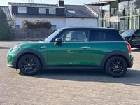 Gebraucht Mini Cooper 135 kW (184 PS) 2023 British racing green metallic (metallic) Kleinwagen