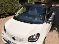 Gebraucht Smart ForFour 109 PS (80 kW) 2019 Weiß Kleinwagen