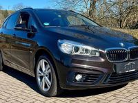 Gebraucht BMW 220 Sport Line 190 PS (139 kW) 2016 Braun Van / Kleinbus