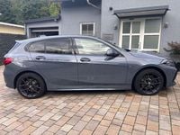Gebraucht BMW 120 M Sport 190 PS (139 kW) 2022 Grau Kleinwagen
