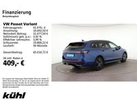 Gebraucht VW Passat Style 177 PS (130 kW) 2024 Reef blue metallic Kombi