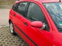 Second-hand Ford Focus 102 CP (75 kW) 1999 Roșu Hatchback