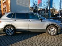 Gebraucht VW Tiguan Allspace Elegance 200 PS (147 kW) 2021 Silber SUV