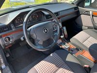 gebraucht Mercedes E220 Coupé Sportline Rollo SHD Gelegenheit