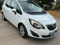 Gebraucht Opel Meriva 140 PS (102 kW) 2013 Weiß Van / Kleinbus