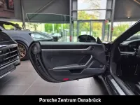 Gebraucht Porsche 911 Carrera 385 PS (283 kW) 2020 Tiefschwarzmetallic Coupé