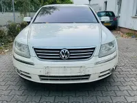 Gebraucht VW Phaeton 239 PS (175 kW) 2009 Weiß Limousine