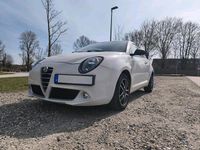 Gebraucht Alfa Romeo MiTo 69 PS (50 kW) 2015 Weiß Kleinwagen