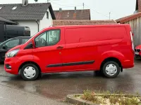 Gebraucht Ford Transit Custom Trend 107 PS (78 kW) 2021 Rot Van / Kleinbus