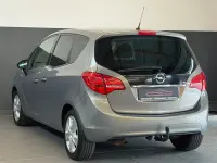Gebraucht Opel Meriva Innovation 120 PS (88 kW) 2010 Muskatgrau/muskat braun(m2) Van / Kleinbus
