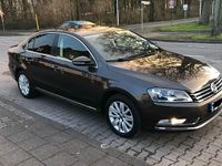 Gebraucht VW Passat 110 PS (80 kW) 2014 Braun Limousine