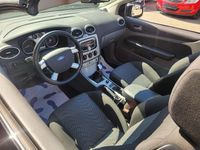 Gebraucht Ford Focus Cabriolet Trend 101 PS (74 kW) 2010 Schwarz Cabrio