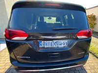 Gebraucht Chrysler Pacifica Limited 291 PS (214 kW) 2017 Schwarz Van / Kleinbus