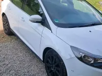Gebraucht Ford Focus 116 PS (85 kW) 2014 Weiß Kombi