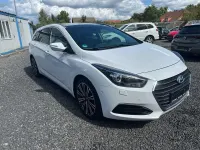 Gebraucht Hyundai i40 Premium 141 PS (103 kW) 2017 Pure white / sol Kombi