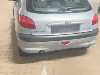 Gebraucht Peugeot 206 60 PS (44 kW) 2001 Silber Kleinwagen