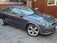 Gebraucht Opel Astra Cabriolet 140 PS (102 kW) 2010 Grau Cabrio