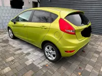 Gebraucht Ford Fiesta Viva 82 PS (60 kW) 2011 Grün Kleinwagen